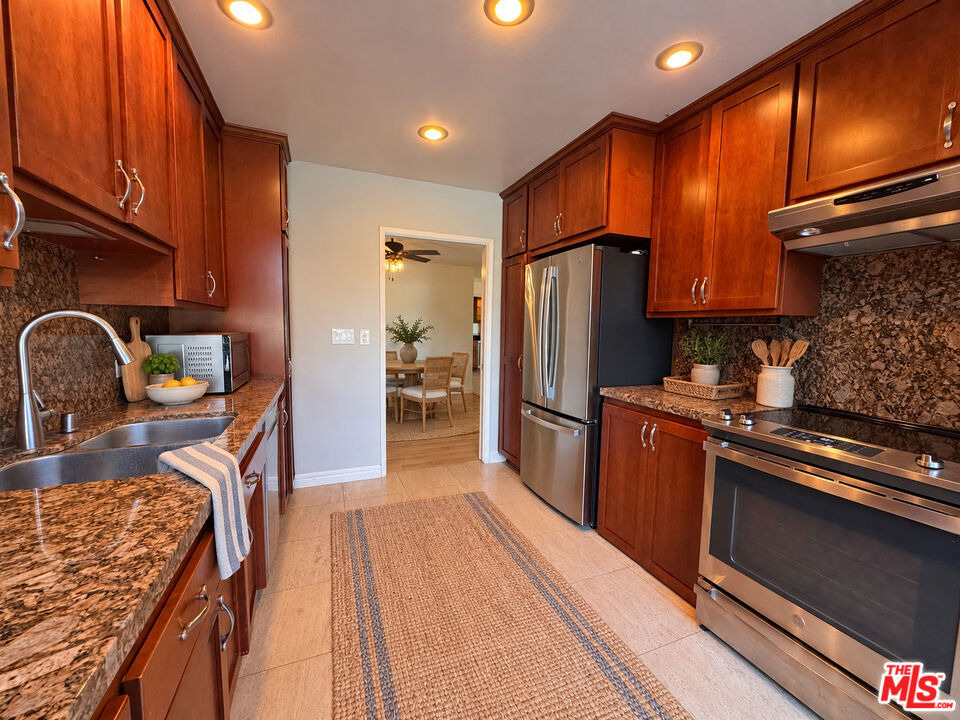 8701 Delgany Avenue - Photo 20