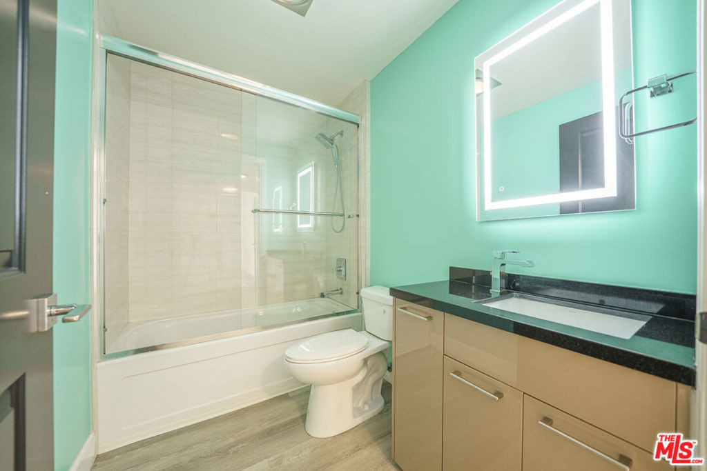 970 S St Andrews Place - Photo 22