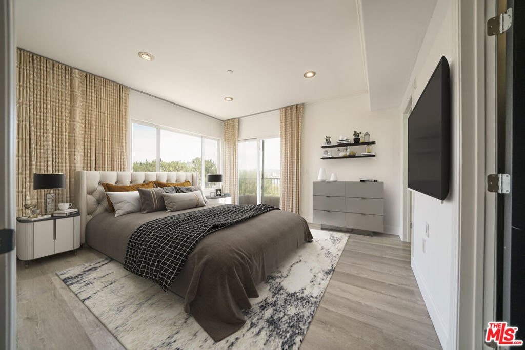 970 S St Andrews Place - Photo 13