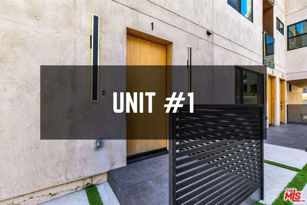 4329 Radford Avenue - Photo 3