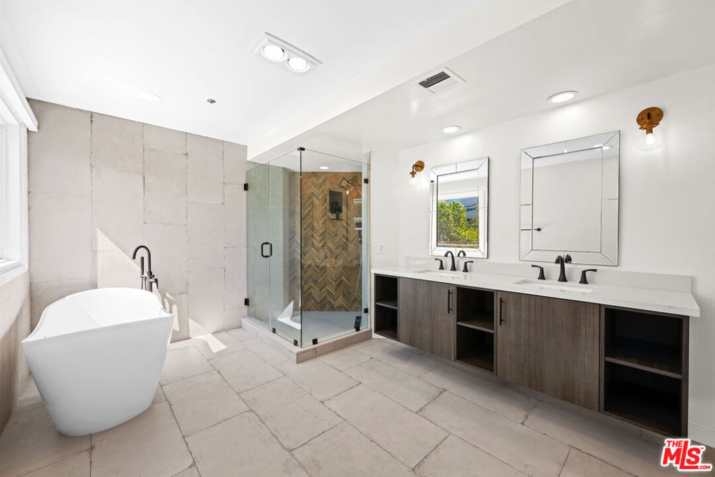 112 N Elm Drive - Photo 28