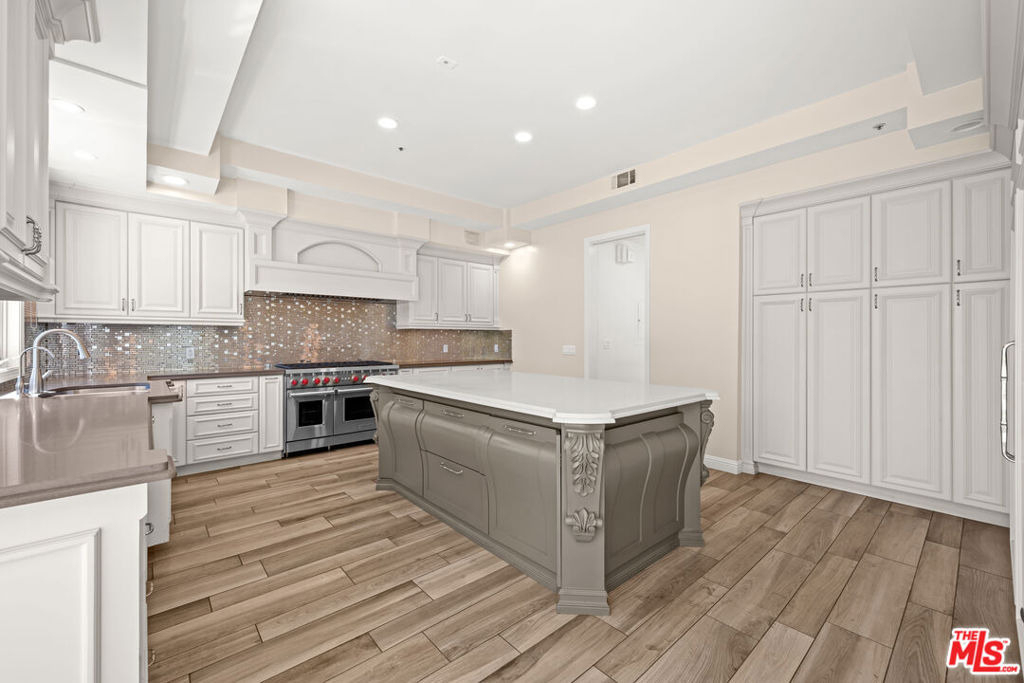 112 N Elm Drive - Photo 14