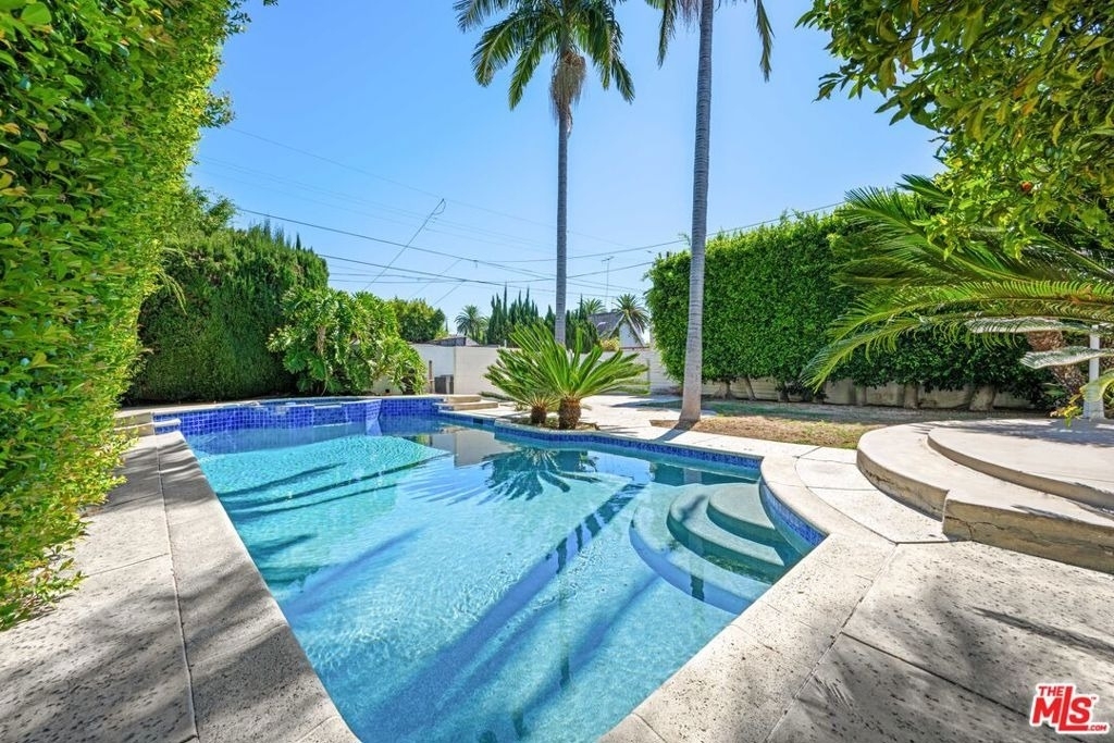 112 N Elm Drive - Photo 39