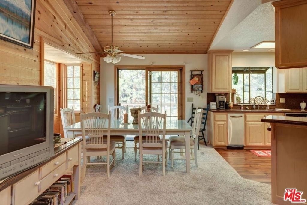 781 Edgemoor Road - Photo 3