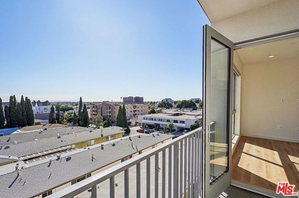 1814 Federal Avenue - Photo 9