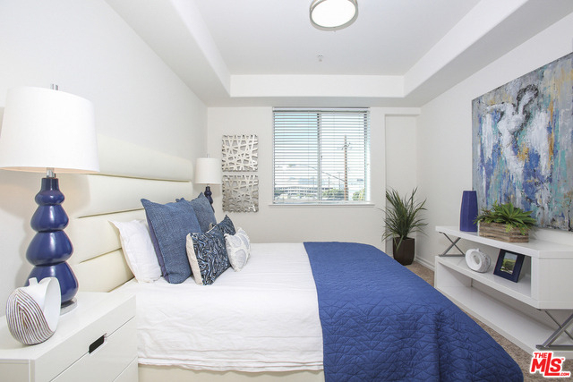 629 Traction Avenue - Photo 28