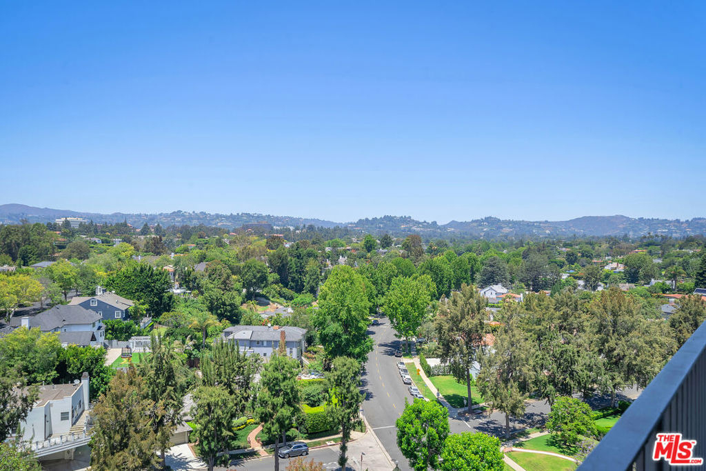 10501 Wilshire - Photo 21