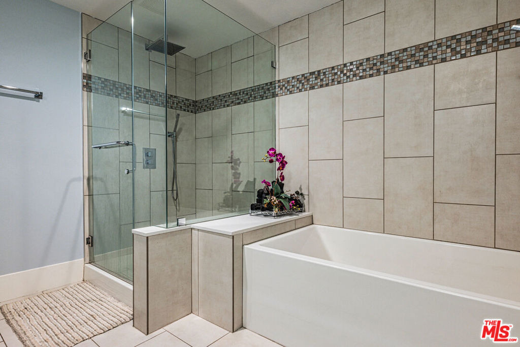 901 S Gramercy Drive - Photo 16