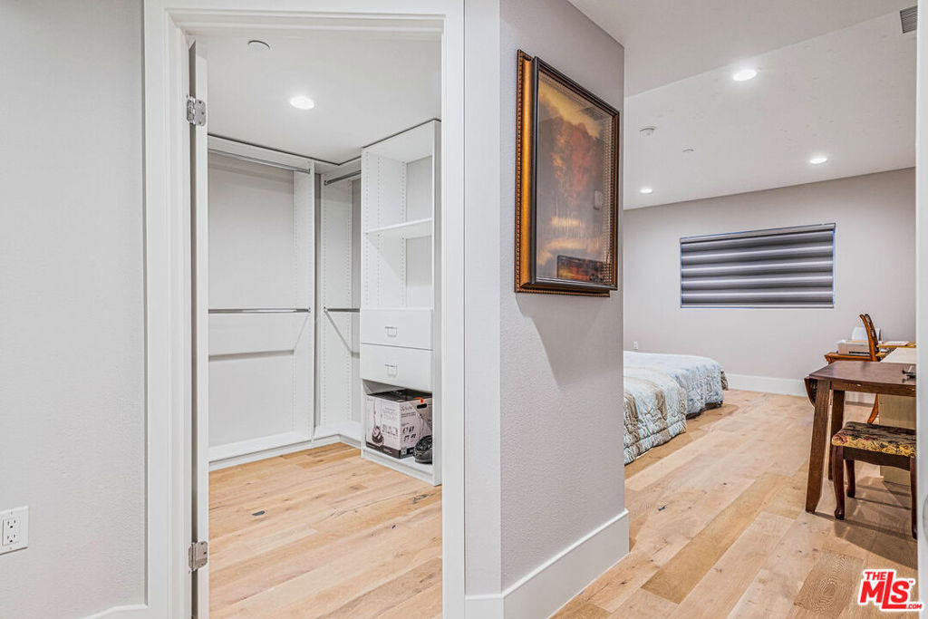 901 S Gramercy Drive - Photo 11