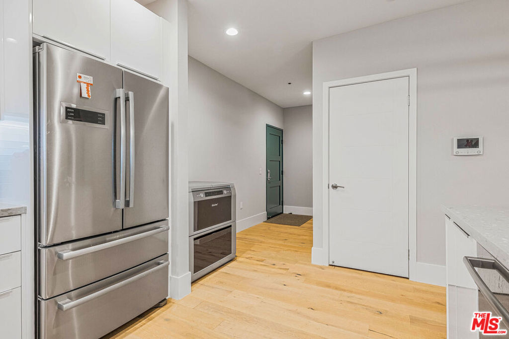 901 S Gramercy Drive - Photo 8