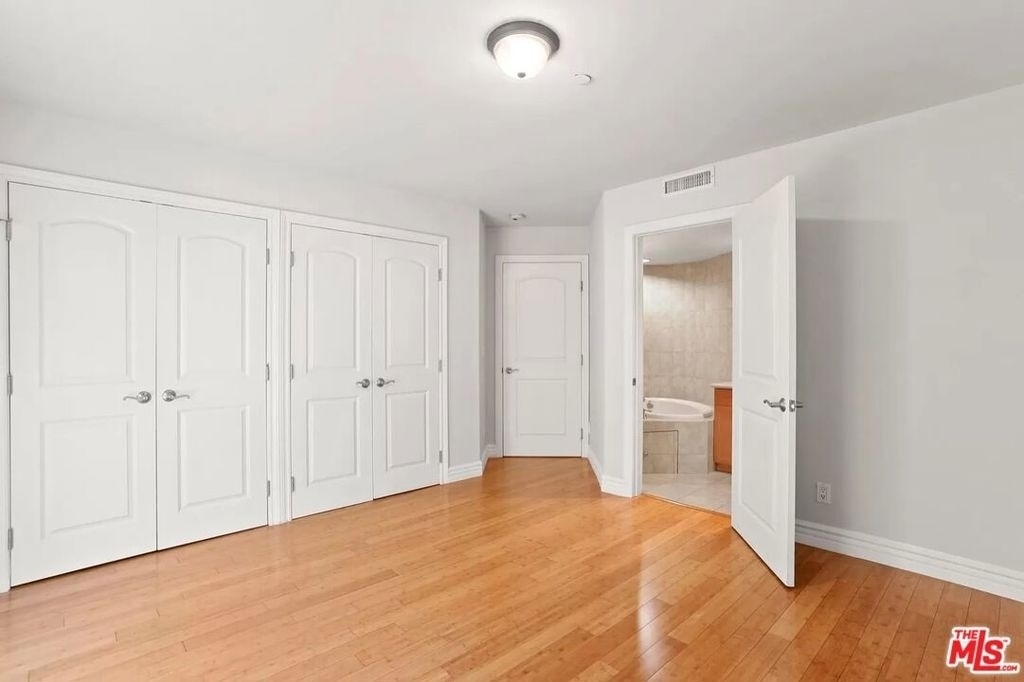 837 18th Street - Photo 8