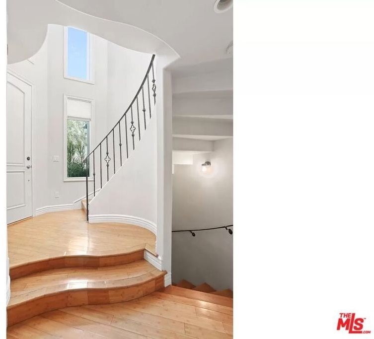 837 18th Street - Photo 3