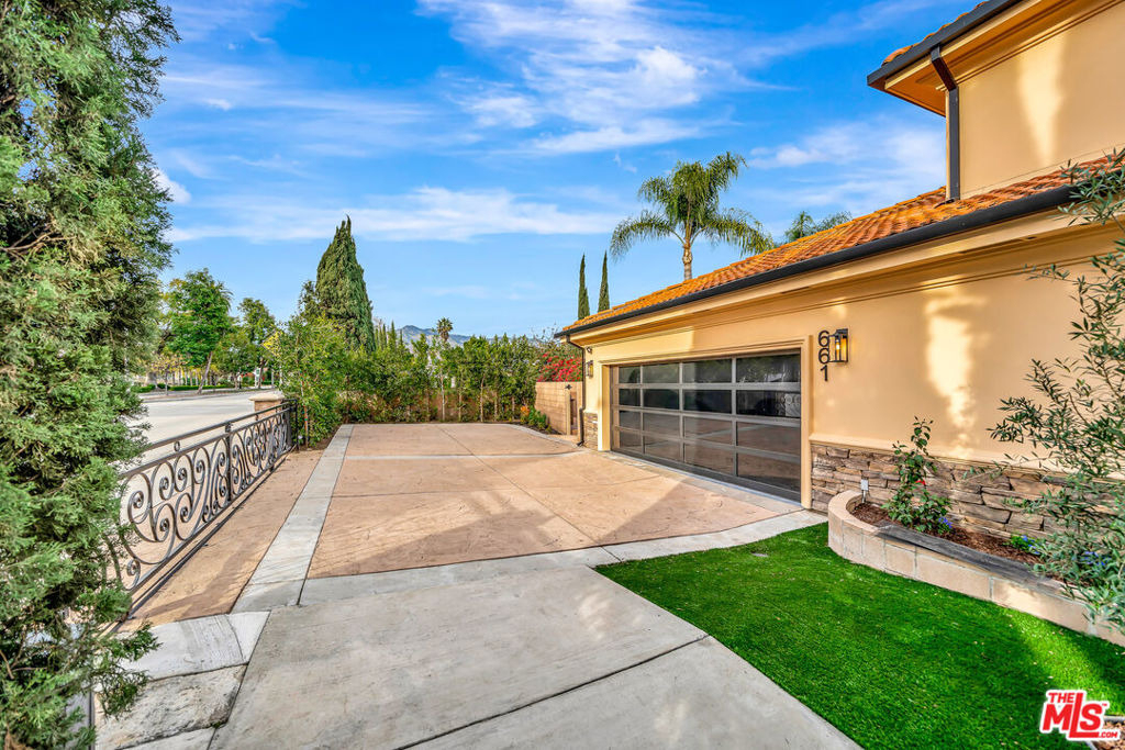 661 W Lemon Avenue - Photo 41