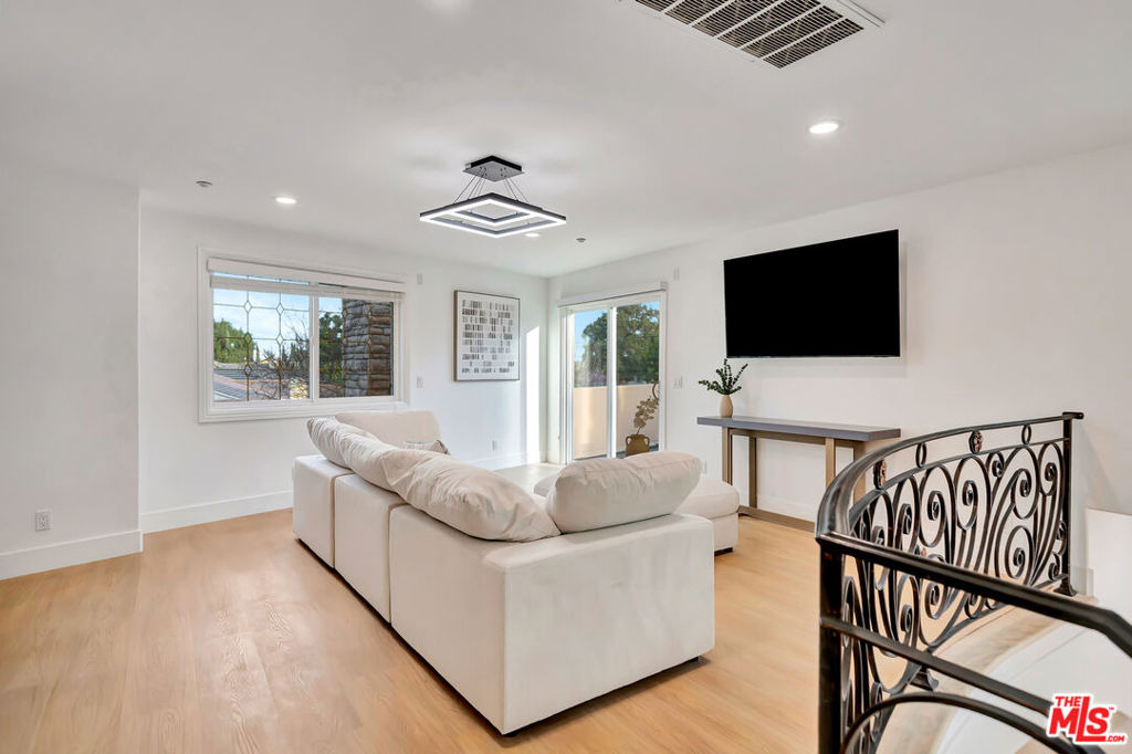 661 W Lemon Avenue - Photo 23