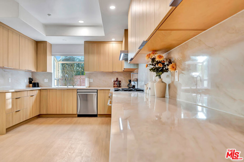 661 W Lemon Avenue - Photo 7