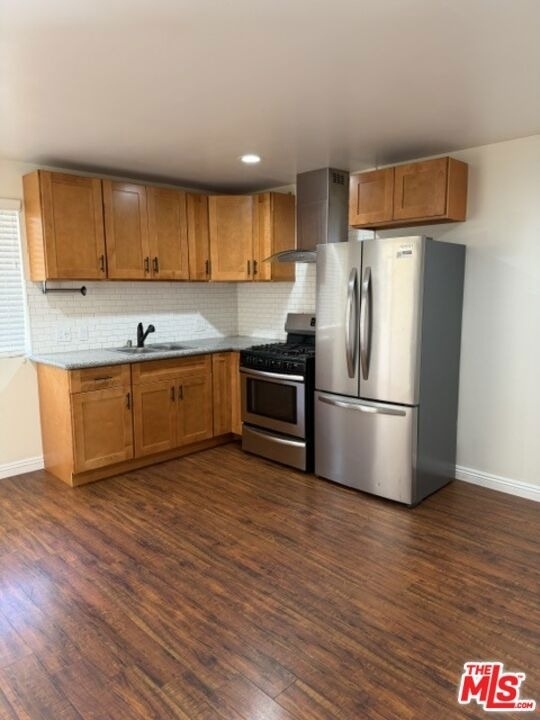 1314 Omelveny Avenue - Photo 3
