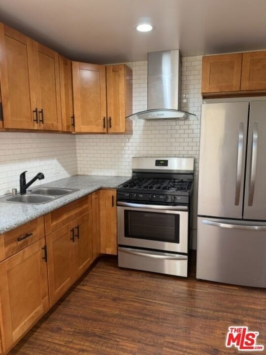 1314 Omelveny Avenue - Photo 4