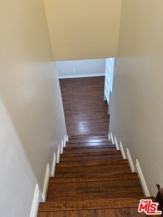 1314 Omelveny Avenue - Photo 10