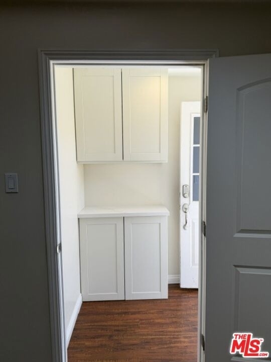 1314 Omelveny Avenue - Photo 2