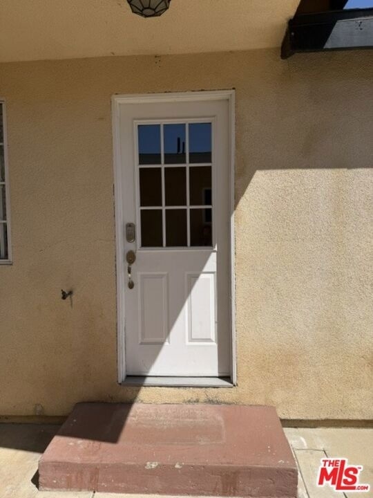 1314 Omelveny Avenue - Photo 0
