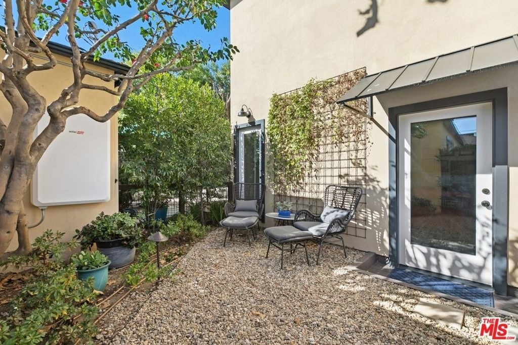 2430 30th Street - Photo 26