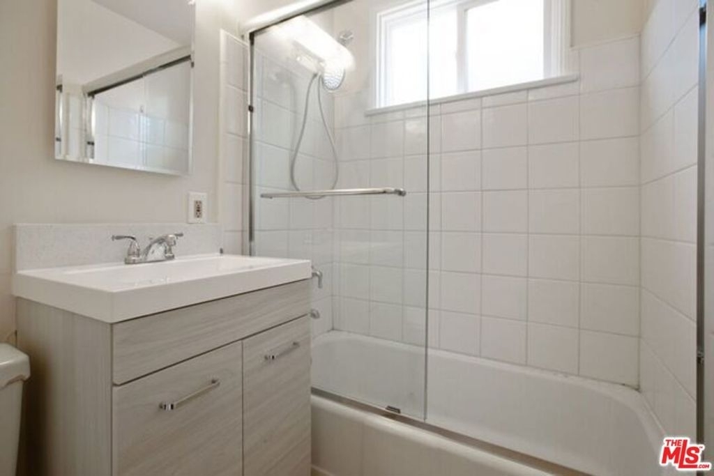 2604 S Garth Avenue - Photo 8