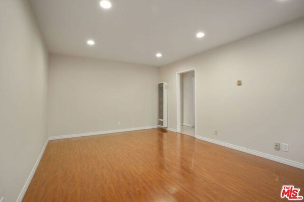 2604 S Garth Avenue - Photo 3