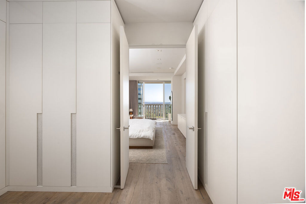 9255 Doheny Road - Photo 11