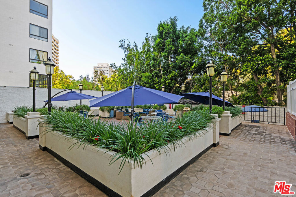 10535 Wilshire Boulevard - Photo 35