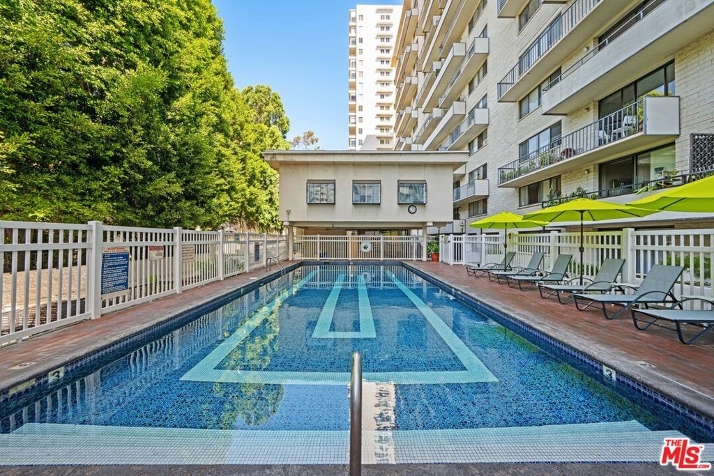 10535 Wilshire Boulevard - Photo 27