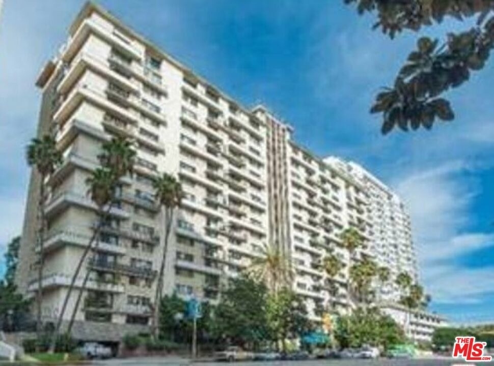 10535 Wilshire Boulevard - Photo 54