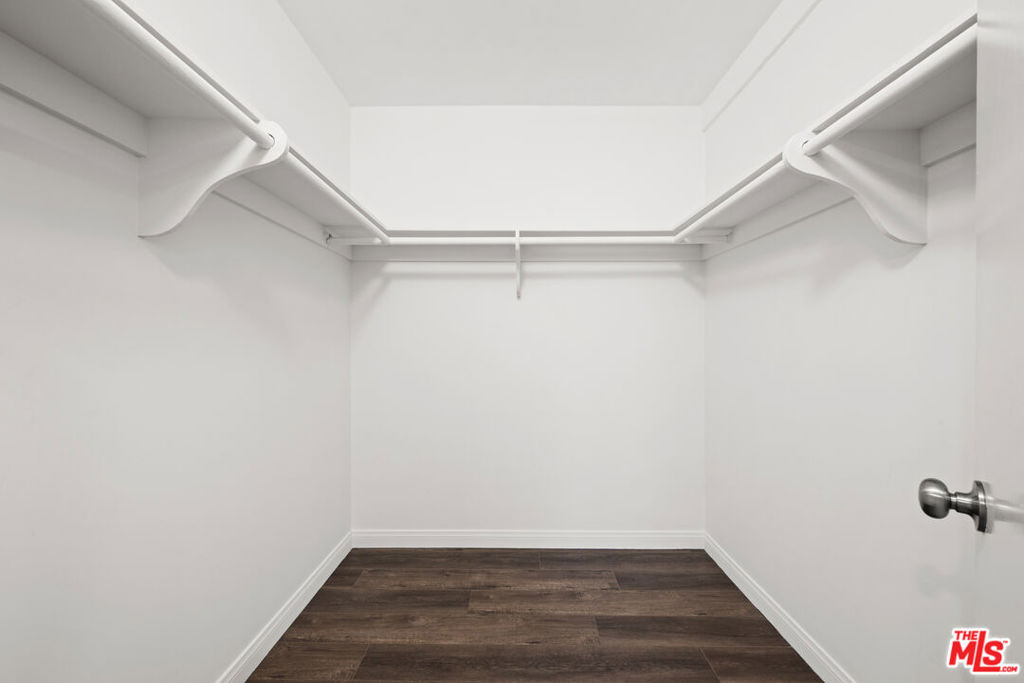 10535 Wilshire Boulevard - Photo 16