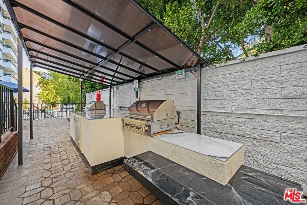 10535 Wilshire Boulevard - Photo 36