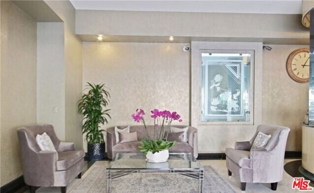10535 Wilshire Boulevard - Photo 3