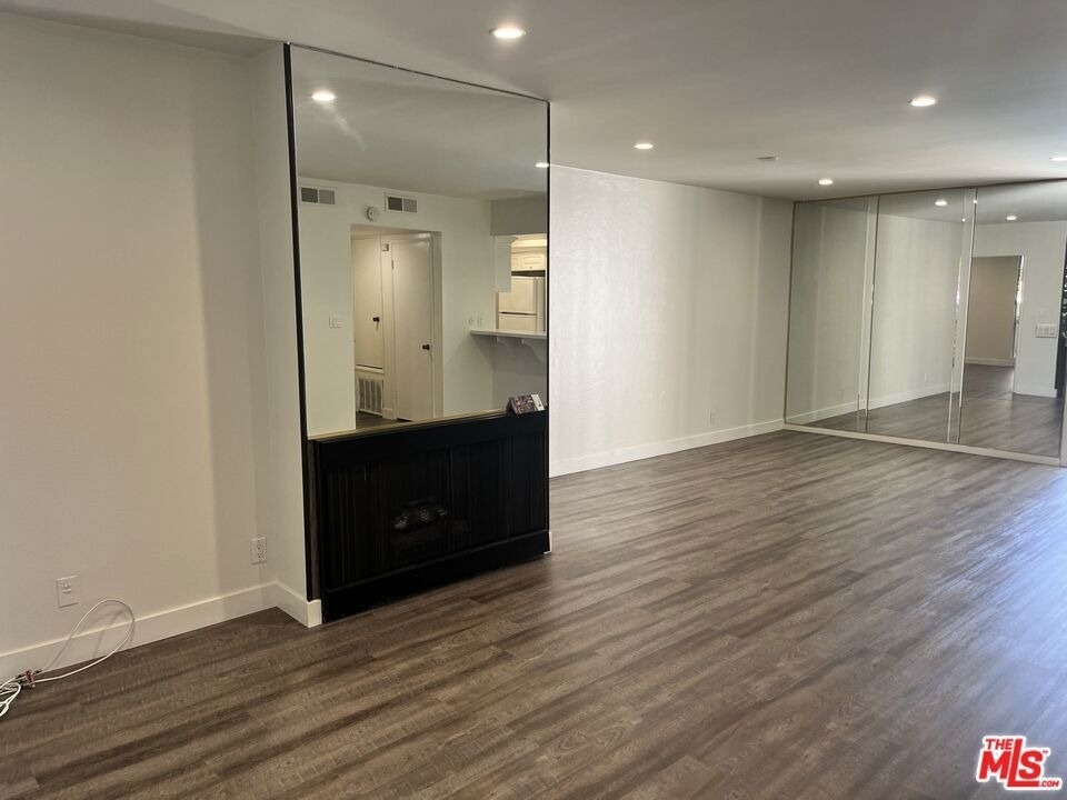 1351 N Crescent Heights - Photo 7