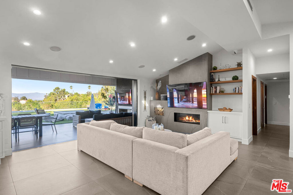 20461 Coulson Street - Photo 10