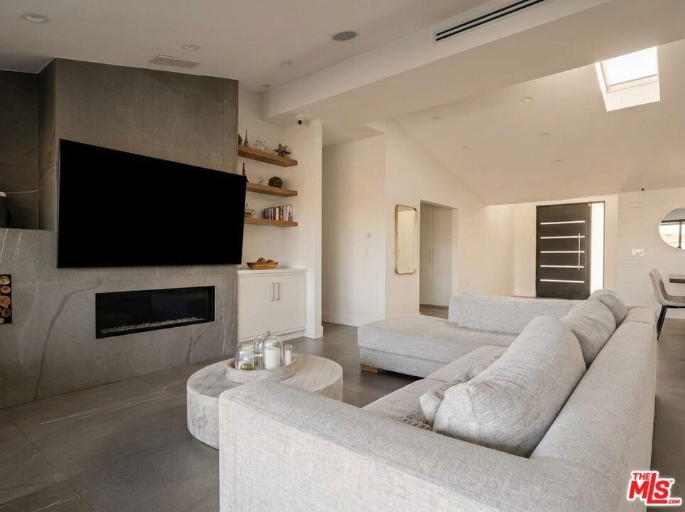 20461 Coulson Street - Photo 54