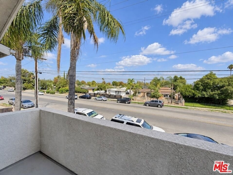 6545 Fulton Avenue - Photo 13