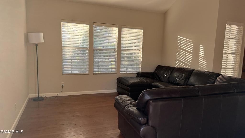 5430 Fieldcrest Drive - Photo 3