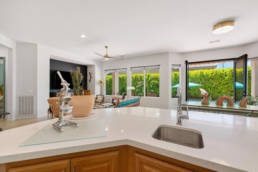 61185 Soaptree Drive - Photo 15