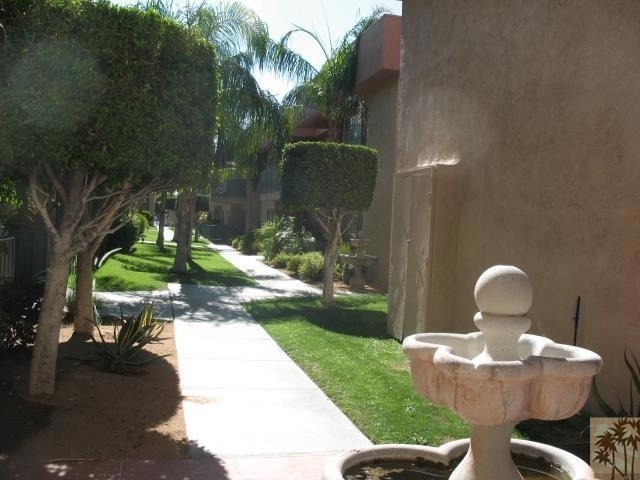 400 N Sunrise Way - Photo 2
