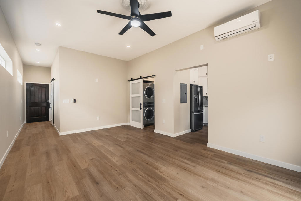 716 Portola Avenue - Photo 3