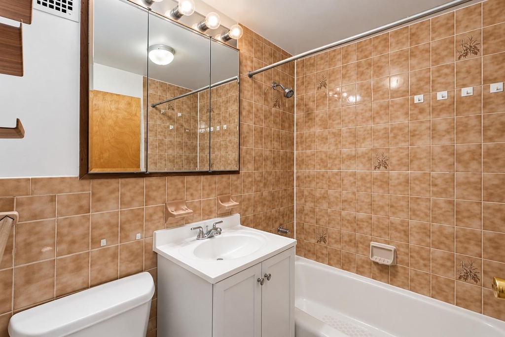 213 West 71st Street - Photo 10