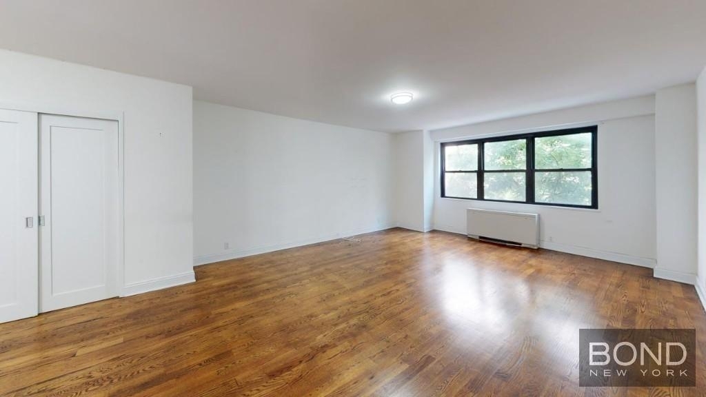 East 89th Street - Photo 2