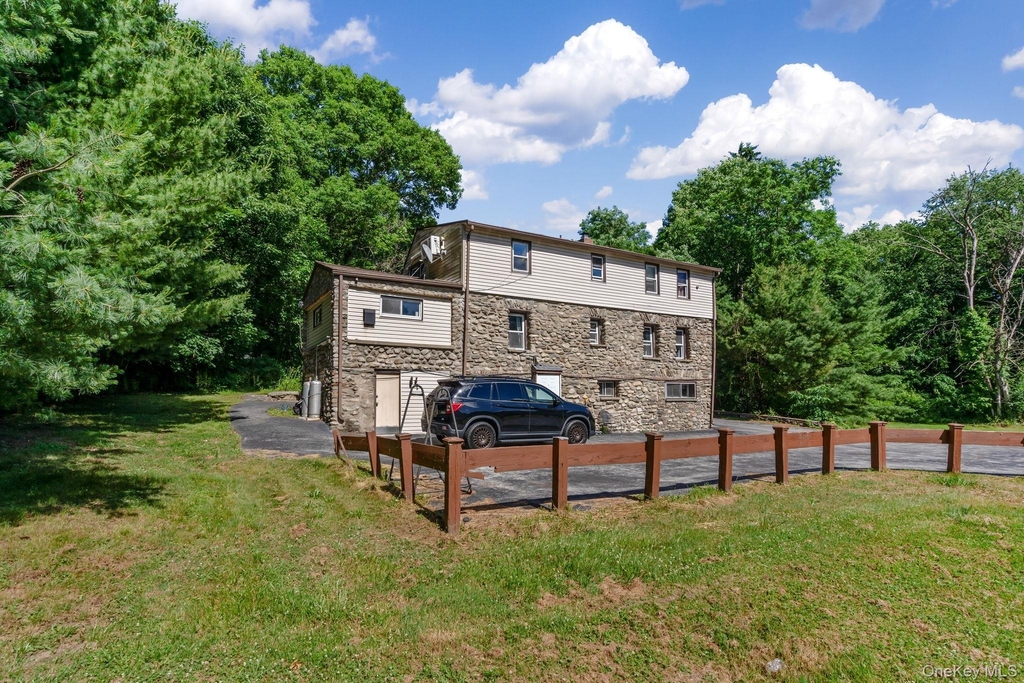 491 Route 32 - Photo 1