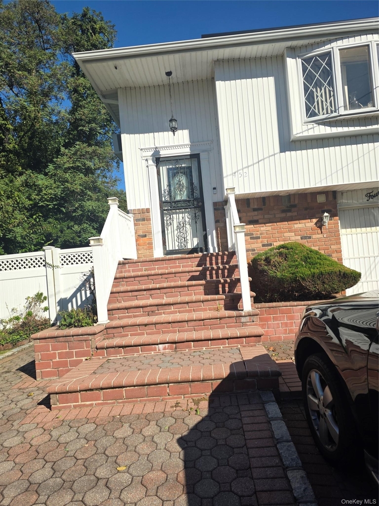 452 Jefferson Street - Photo 0