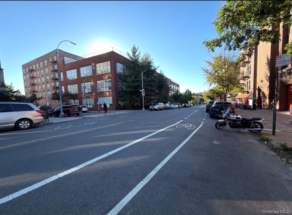 62-11 Woodside Avenue - Photo 48