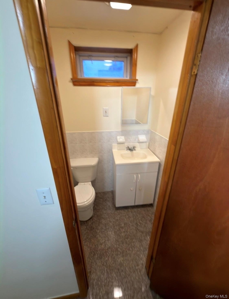 62-11 Woodside Avenue - Photo 16