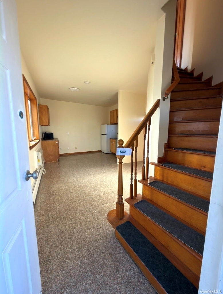 62-11 Woodside Avenue - Photo 6