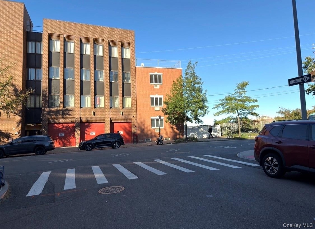 62-11 Woodside Avenue - Photo 49
